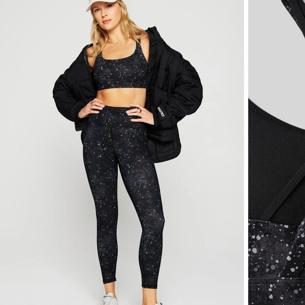 Fabletics Black Speckled Activewear Set (Bra:M, Pants L)